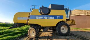 mesin pemanen gandum New Holland CS6050
